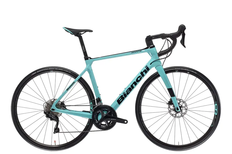Bianchi Infinito XE 105 Carbon Road Bike 2021 in Celeste